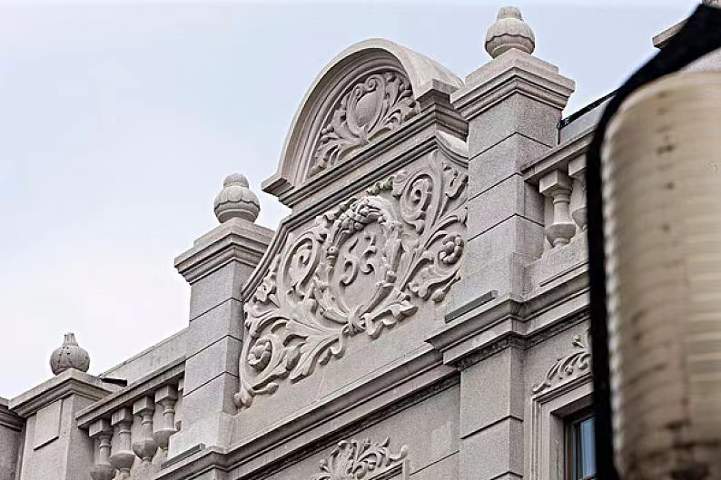 【永宏GRC構(gòu)件廠家】GRC浮雕的生產(chǎn)制作工藝你了解多少？