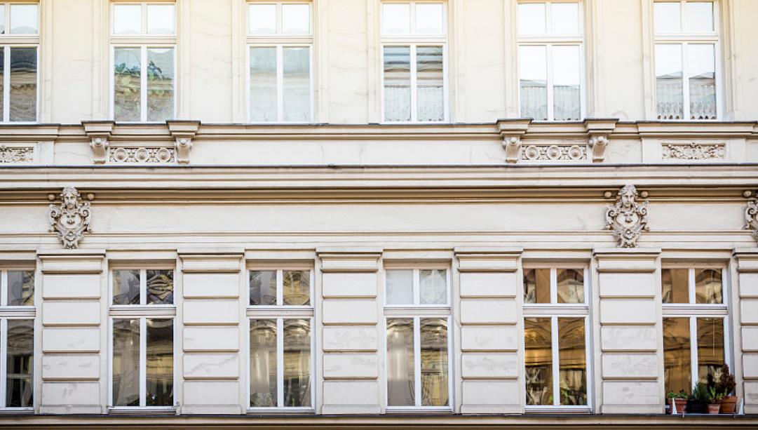 GRC外墻構(gòu)件安裝指南：專業(yè)技巧與注意事項